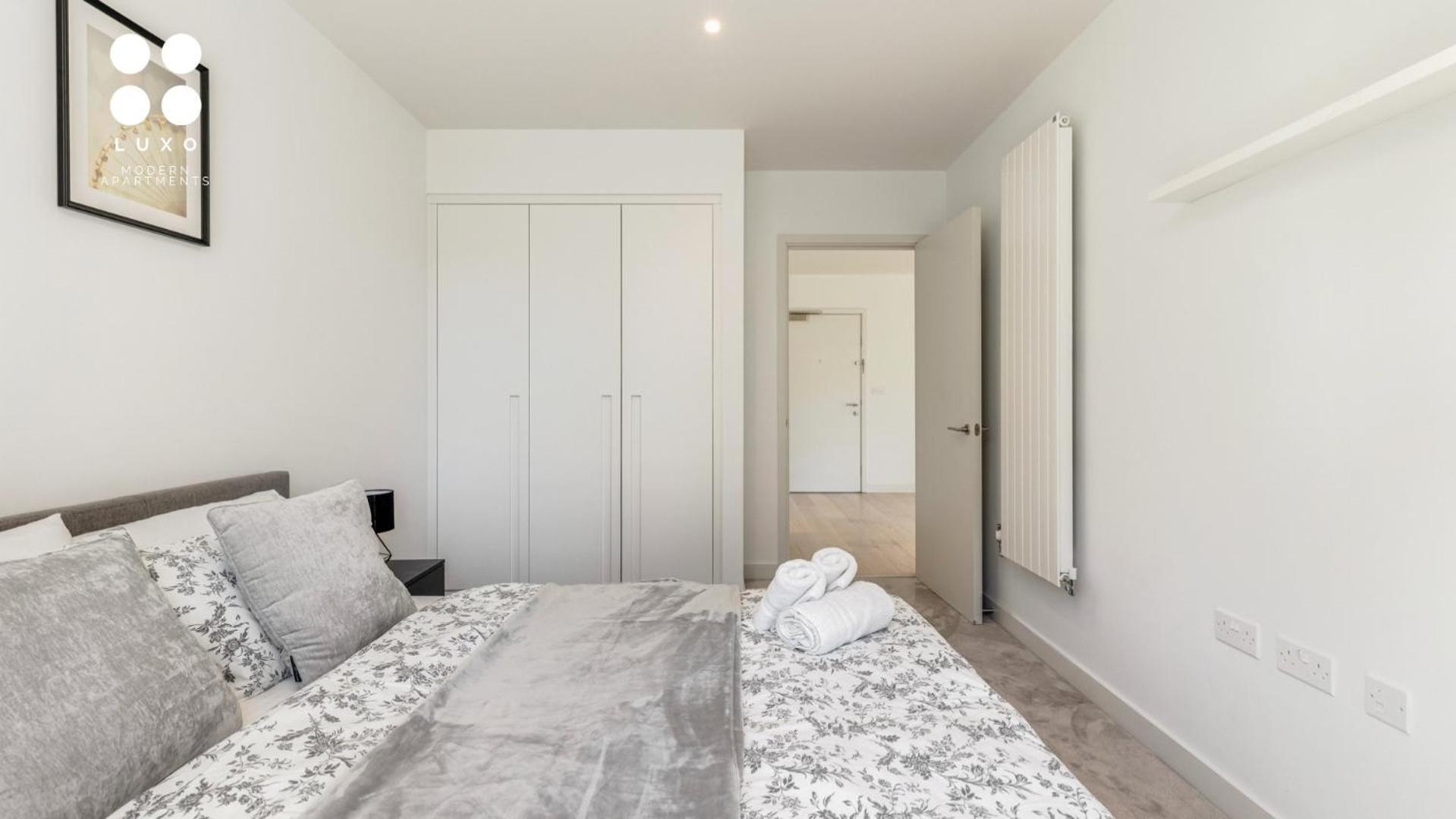 Luxury Docklands 2 Bedroom Apartment 伦敦 外观 照片